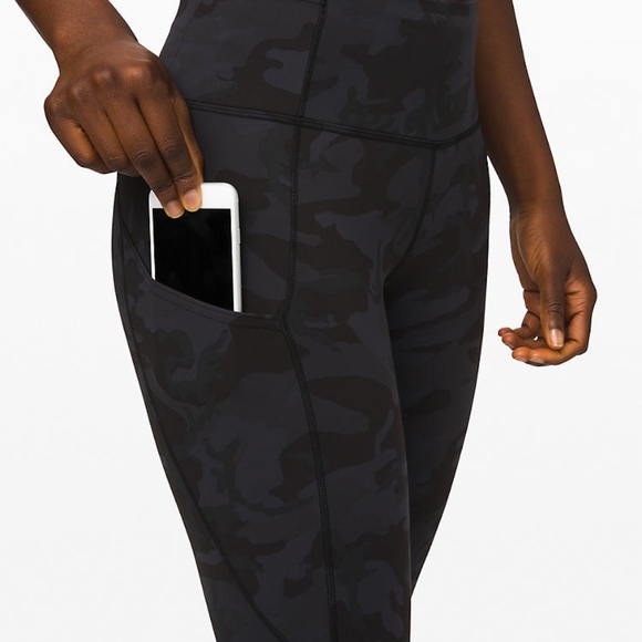 LuluLemon Fast and Free 19" Inseam New With Tag - Picture 4 of 8